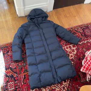 Uniqlo long down puffer parka water resistant